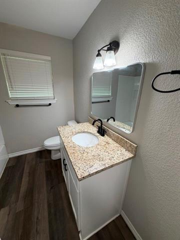 Building Photo - 1311 Manor Dr
