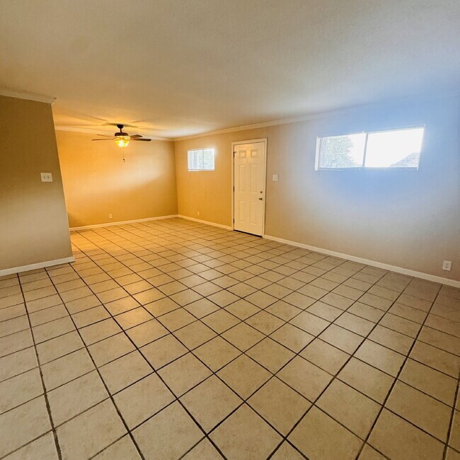 Building Photo - Spacious 2-Bedroom | 1 Bathroom Apartment at The Legacy in Nederland, TX!