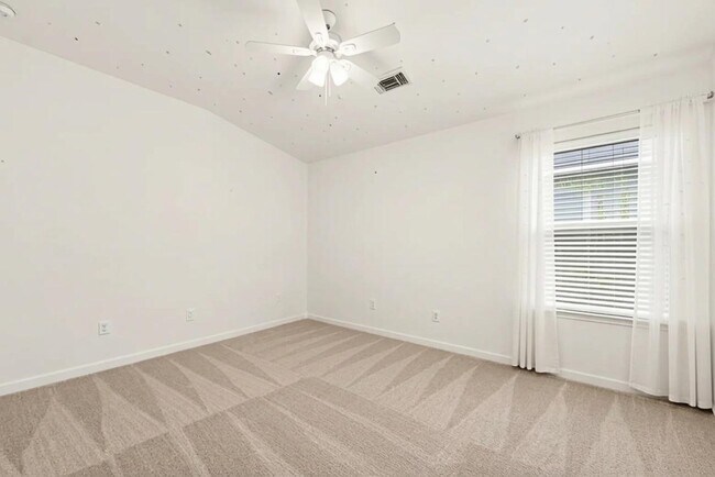 Building Photo - 26542 Marble Point Ln