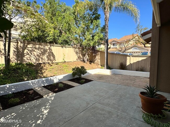 Building Photo - 4895 Martona Dr