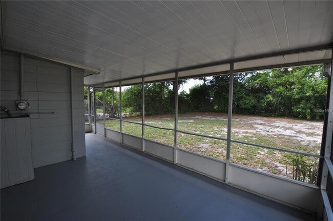 Building Photo - 211 Rose St