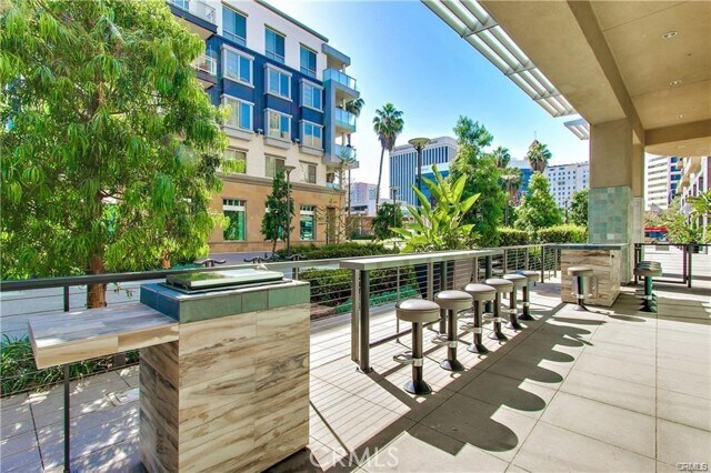 Building Photo - 133 The Promenade N