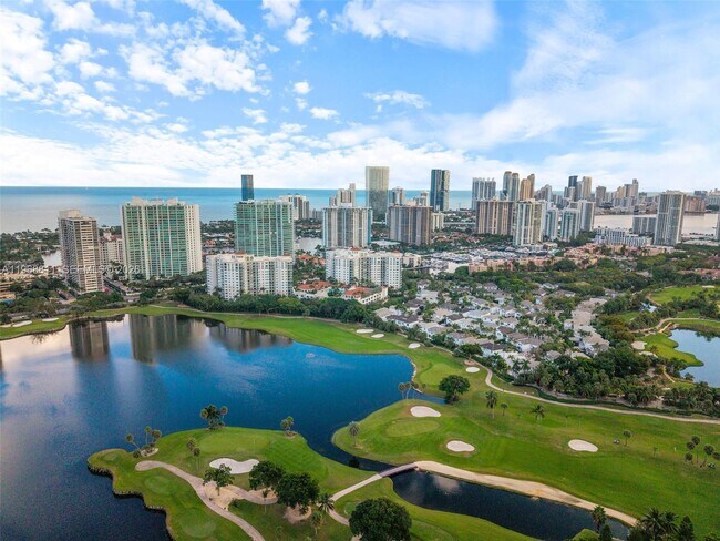 Building Photo - 19900 E Country Club Dr