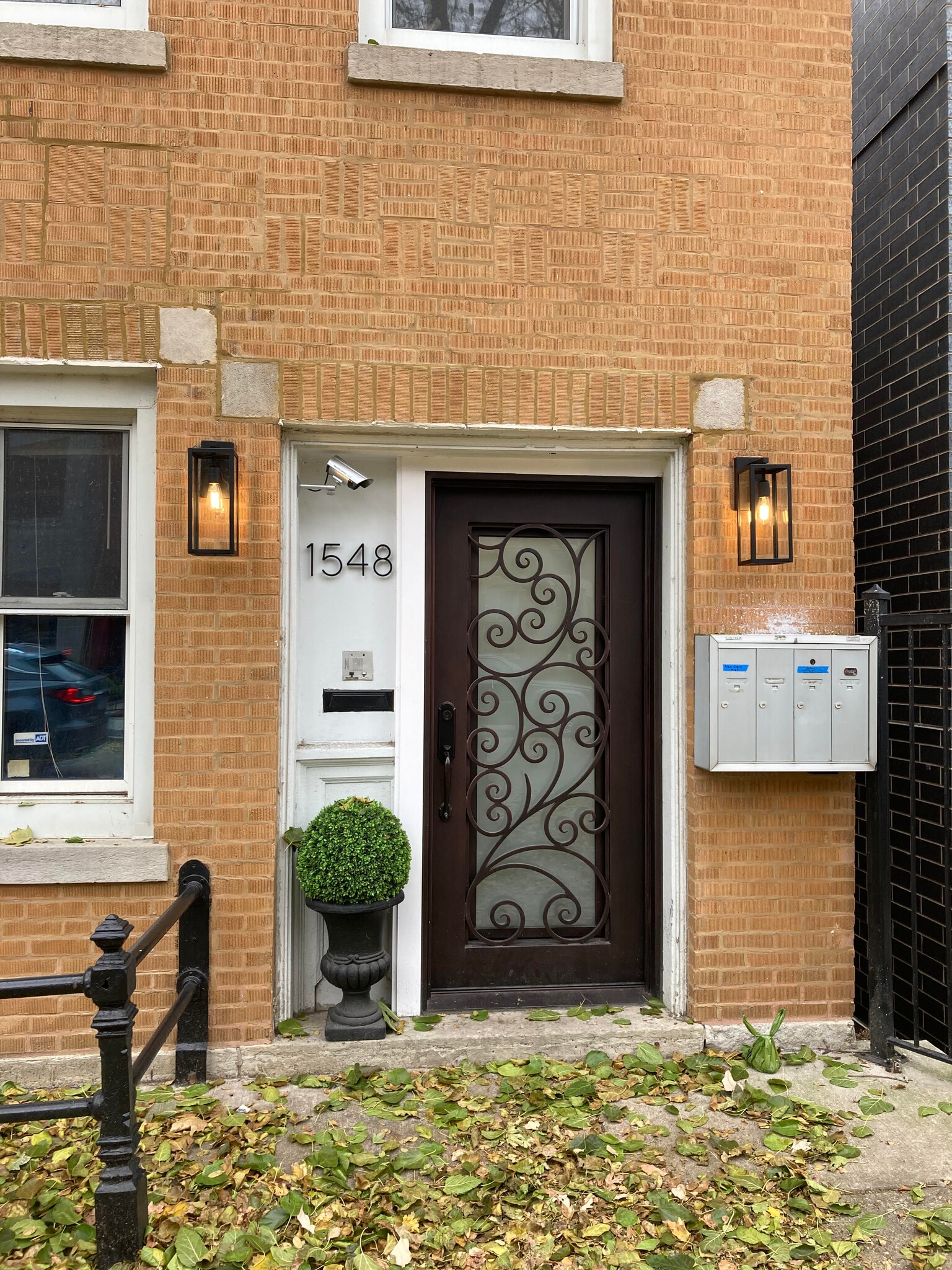 Building Photo - 1548 N Honore St