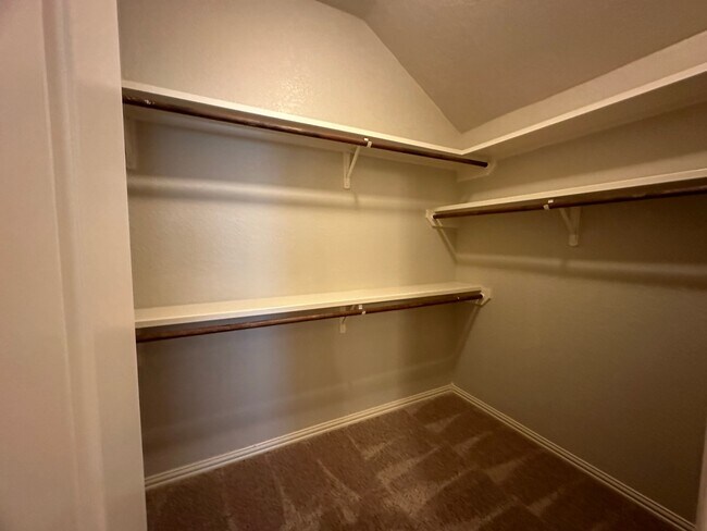 Building Photo - 18712 Rosalea Way