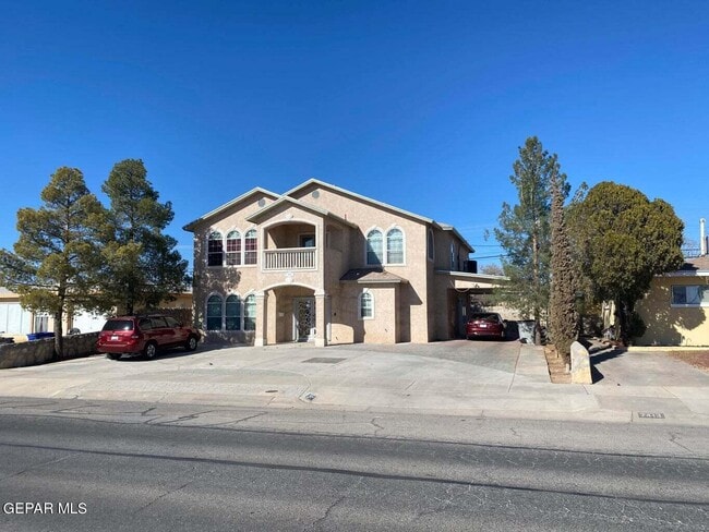 Primary Photo - 7409 Edgemere Blvd