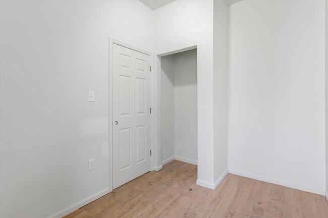 Building Photo - 3031 Page St