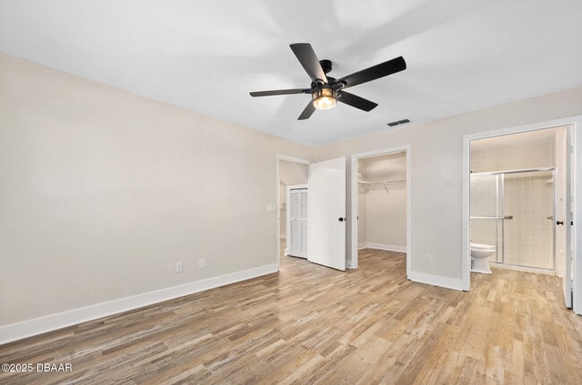 Building Photo - 830 Brimfield Ct