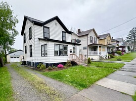 Building Photo - 928 Temple Ave