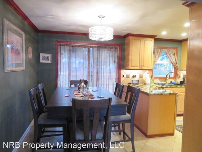 Building Photo - 3 br, 2.5 bath House - 2626 SW 335th Ct