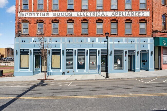 Building Photo - 23 W Main St