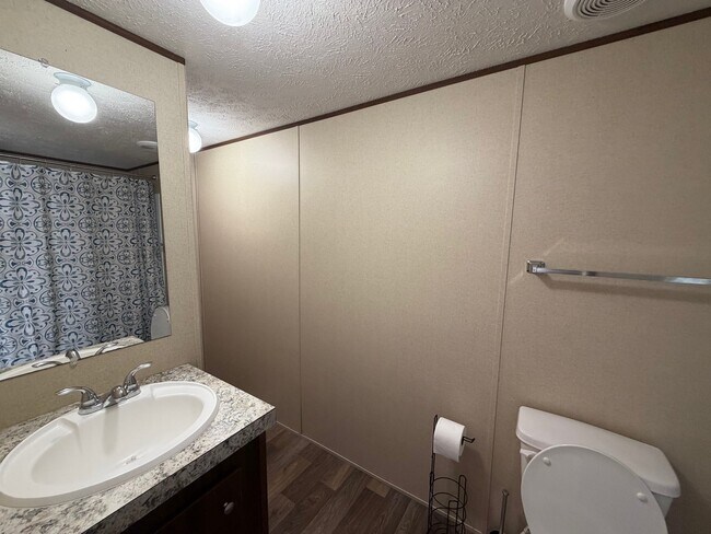 Building Photo - 20 Tylers Cookie Ln