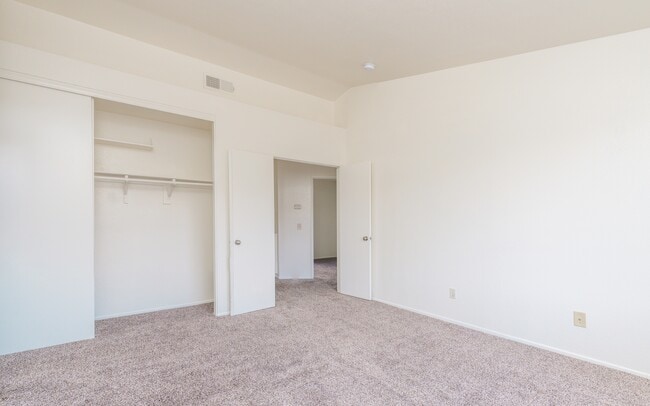 Building Photo - 13476 Altamar Cir