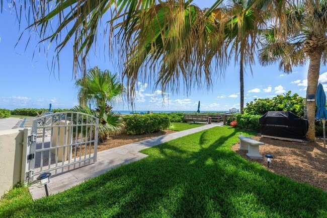 Building Photo - 603 Ocean Dr