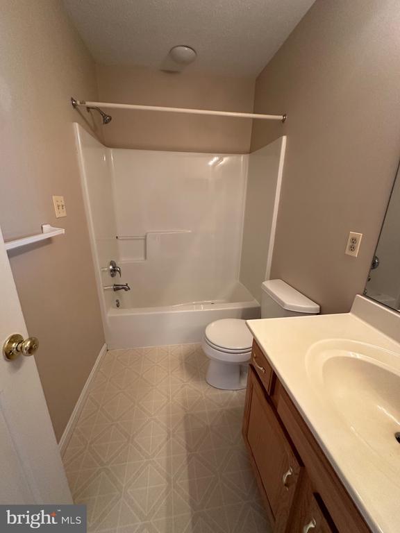 Building Photo - 1114 Pennywort Cir
