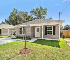 Building Photo - 1491 Ravier Ln