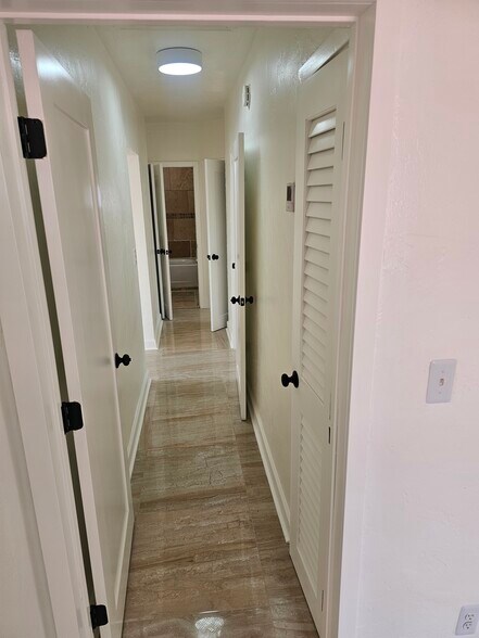 Building Photo - 2983 NW 69th Ter