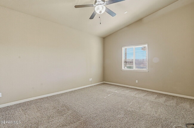 Building Photo - 3133 Clearbrook