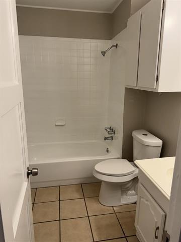 Building Photo - 8427 Ridgelea St