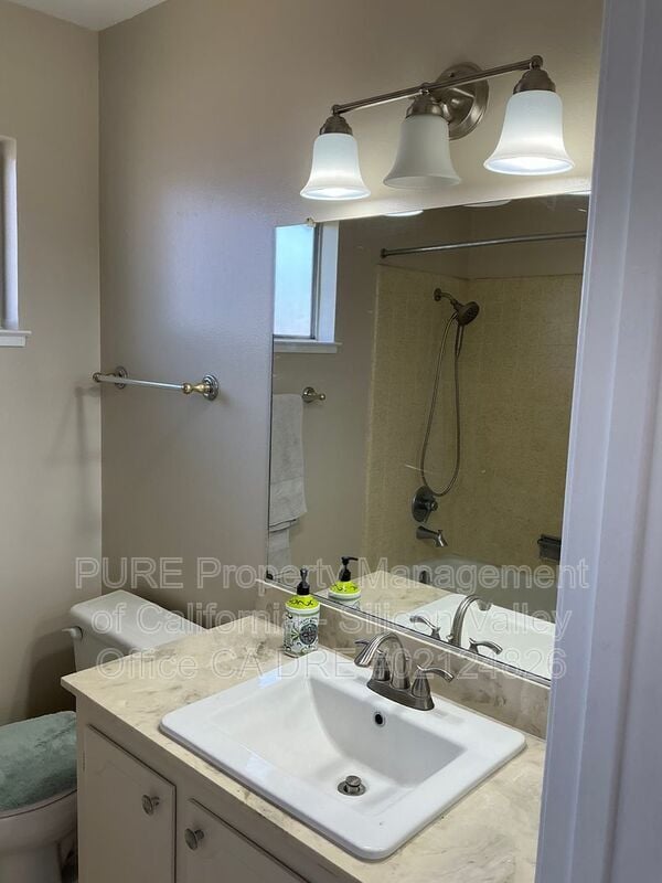 Building Photo - 5655 Glen Haven Ct