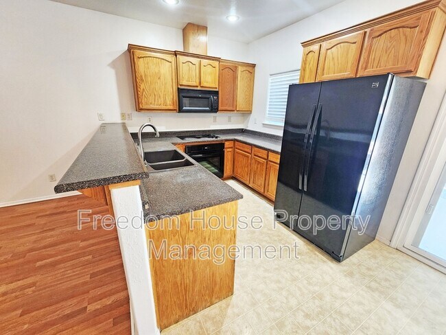 Building Photo - 530 Bourbon St