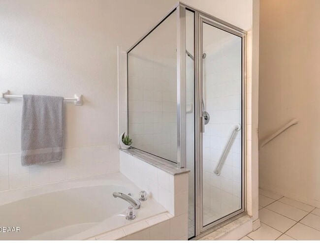 Building Photo - 149 Gala Cir