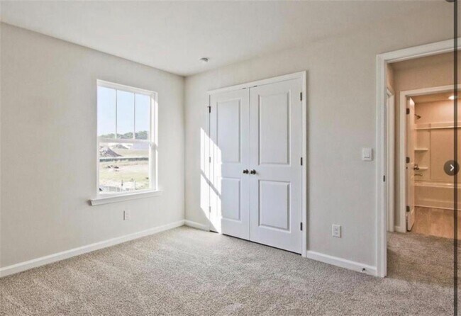 Building Photo - 1208 High Fls Ln