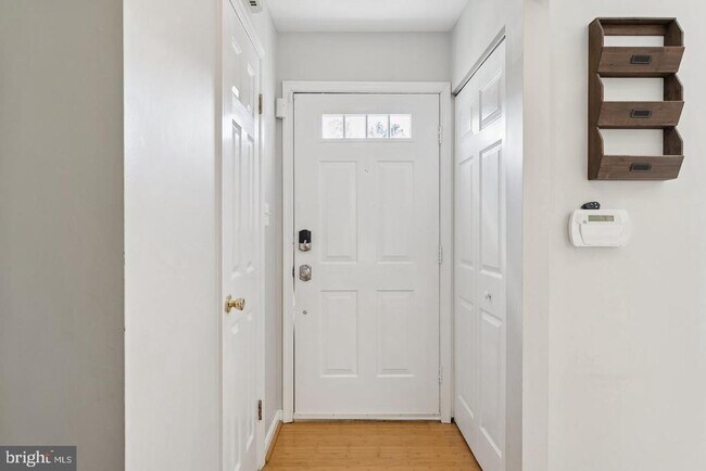 Building Photo - 12098 Winona Dr