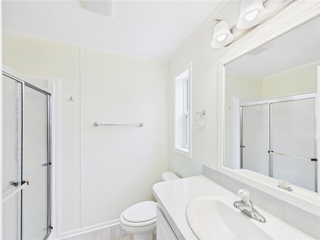 Building Photo - 310 Pineapple St