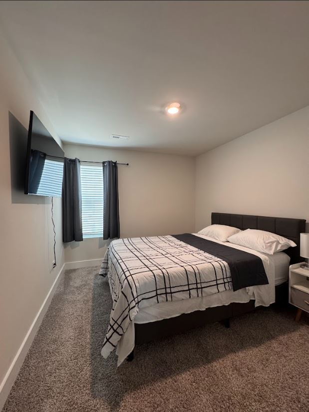 Building Photo - Furnished or Unfurnished – Modern 3BR Home...