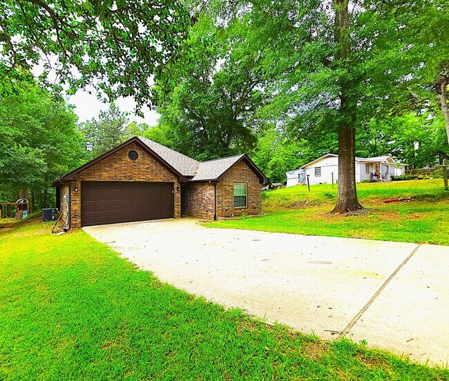 Building Photo - Ready to Move Into Your Dream Rental Home?