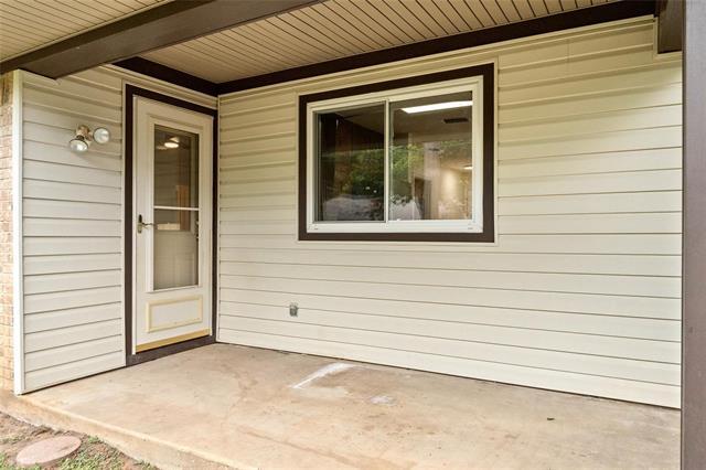 Building Photo - 329 Stratford Dr