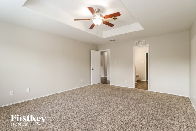 Building Photo - 16814 Perryton Ln