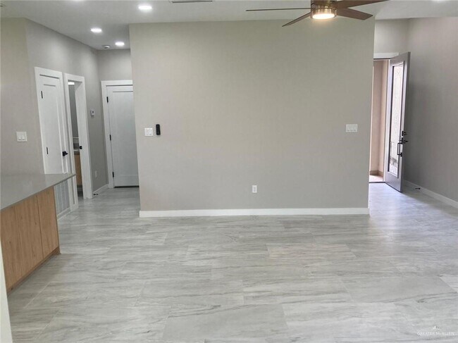 Building Photo - 2221 Dorado Dr