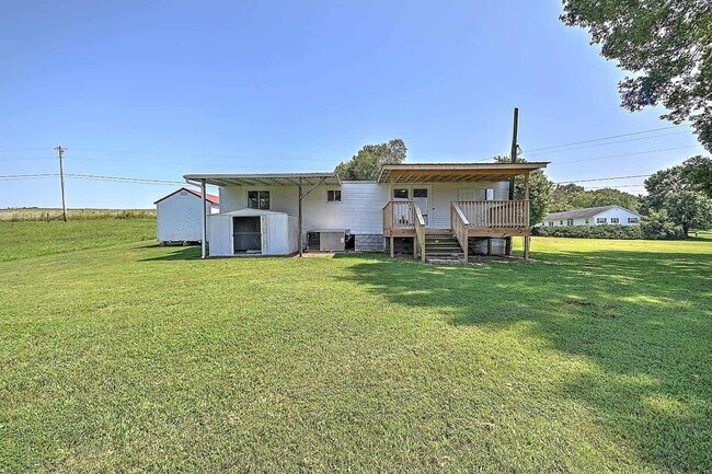 Building Photo - Beautifully Maintained 3-Bedroom Home on 1.21 Acres with Mountain Views – Chuckey, TN