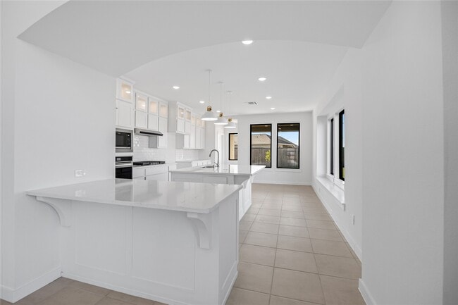 Building Photo - 5106 Sistine Dr