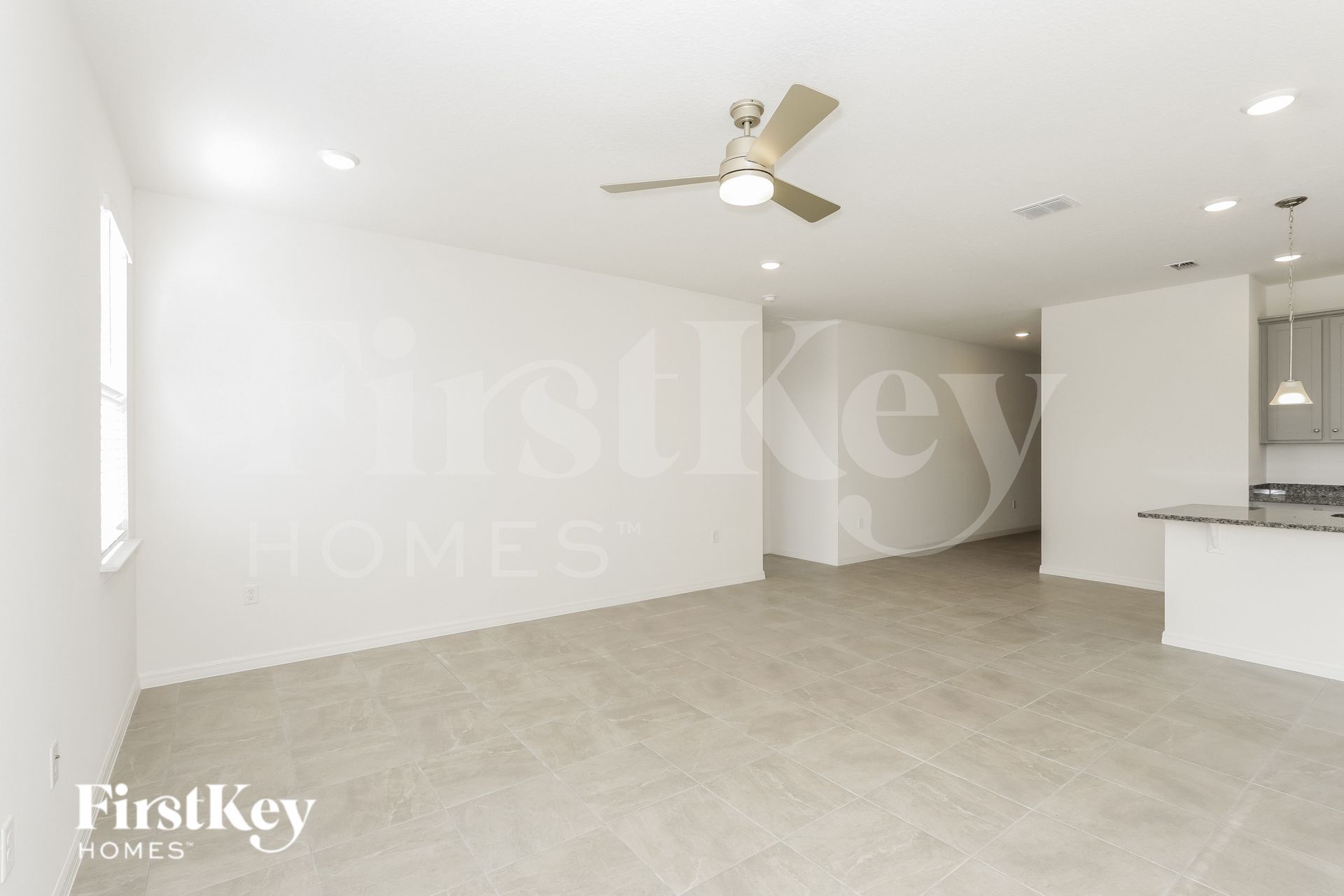 Building Photo - 531 Crown Rose Dr