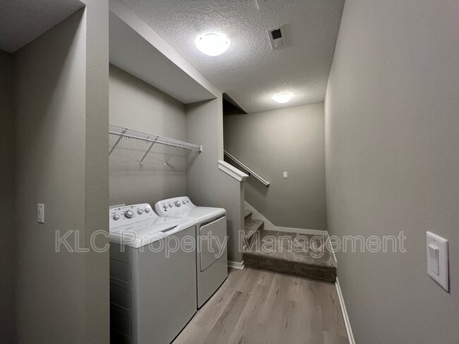 Building Photo - 8951 Calpurnia Dr