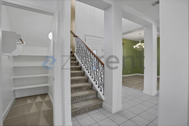 Building Photo - 5743 W Chennault Ave