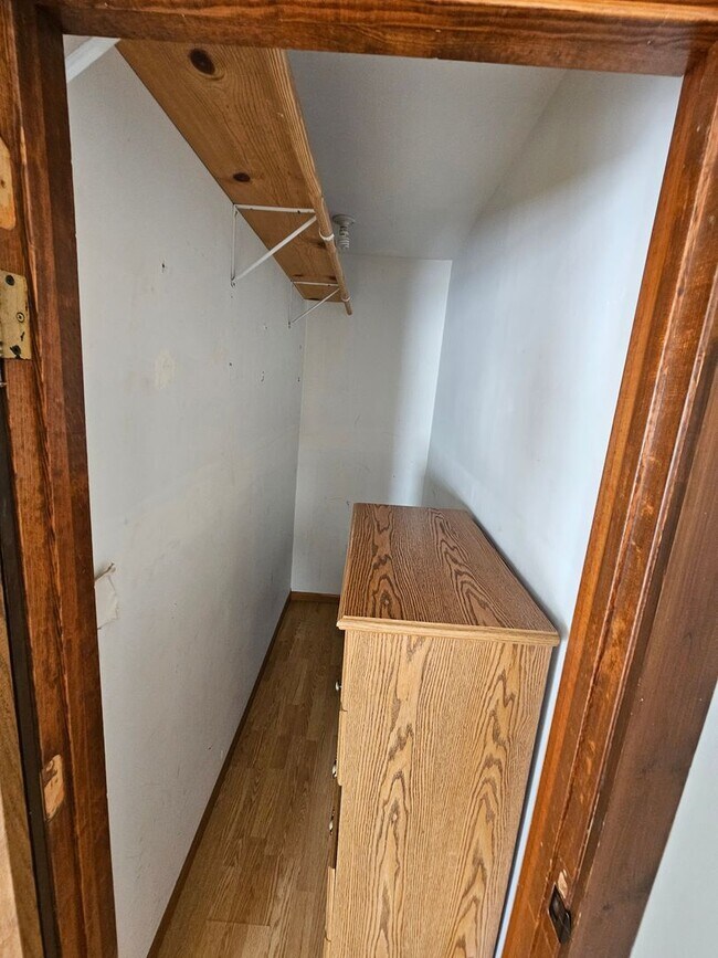 Building Photo - 1118 N Adams St