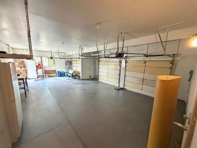 Building Photo - 479 S Palisade Dr