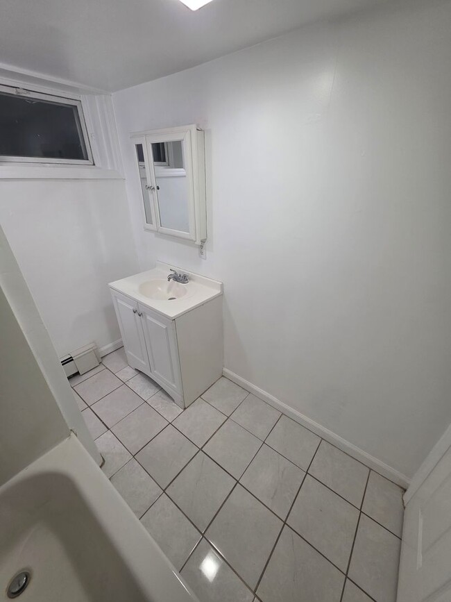 Building Photo - 776 NY-284