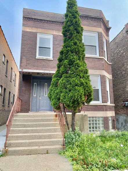 Building Photo - 2513 W Pershing Rd