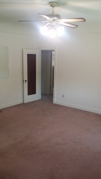 Building Photo - 401 Hermosa Dr NE