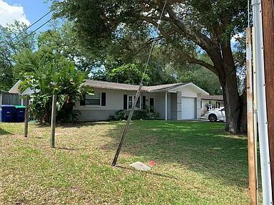 Building Photo - Charming 3BR Home | Large Fenced Yard + Prime Location