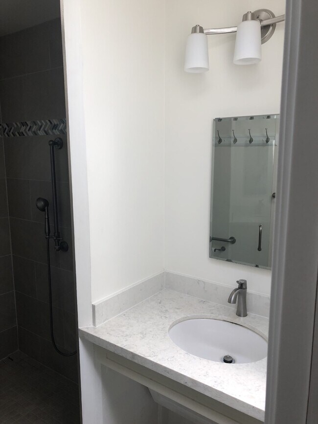 Building Photo - 3151 Meadow Grove Dr