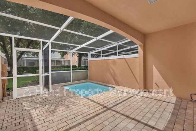 Building Photo - 1413 Retreat Cir