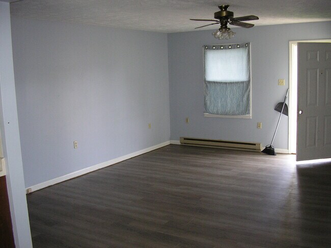 Building Photo - 3812 Charlie Moran Hwy