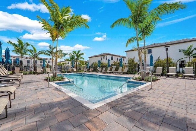 Building Photo - 15955 SW 2nd St