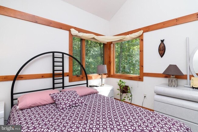Building Photo - 23615 Quail Hollow Cir